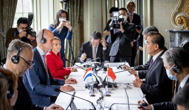 Dutch minister discusses rights with Chinese counterpart